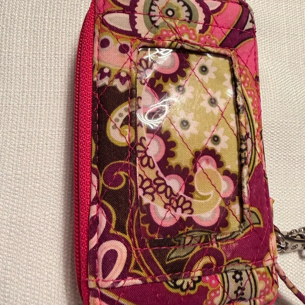 Vera Bradley Pink Floral Paisley Quilted Zip Wallet - Picture 7 of 9